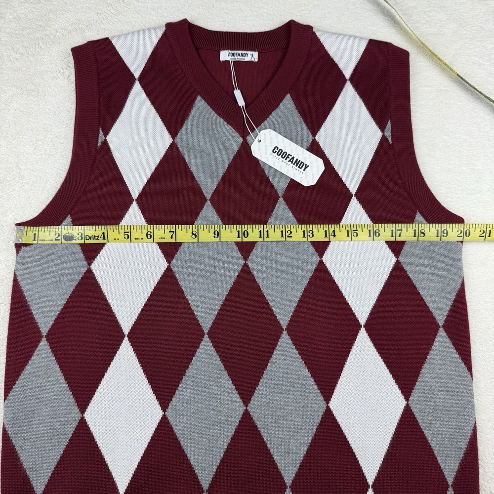 Coofandy V-Neck Sweater Vest Men's SMALL Red/Gray Argyle Sleeveless Pullover NWT - Picture 7 of 11